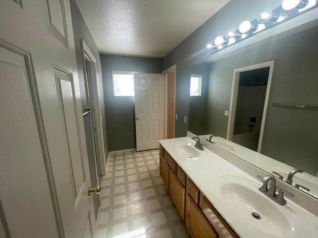 1053 W Bruce Avenue, Gilbert, AZ 85233