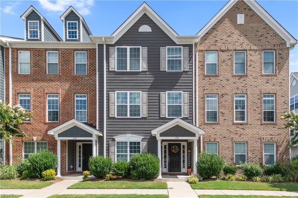 128 Daybeacon ST, Yorktown, VA 23692