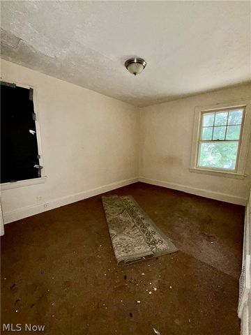 469 Storer Avenue, Akron, OH 44320