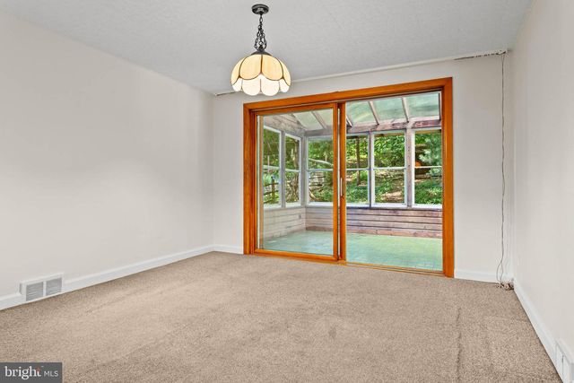 5025 SYLVIA RD, Drexel Hill, PA 19026