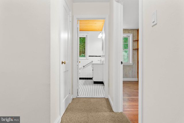 5025 SYLVIA RD, Drexel Hill, PA 19026