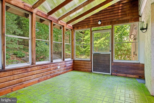 5025 SYLVIA RD, Drexel Hill, PA 19026
