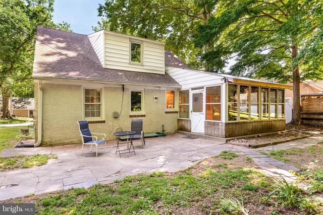 5025 SYLVIA RD, Drexel Hill, PA 19026
