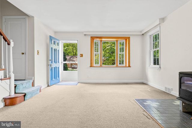5025 SYLVIA RD, Drexel Hill, PA 19026