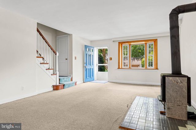 5025 SYLVIA RD, Drexel Hill, PA 19026