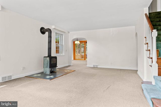 5025 SYLVIA RD, Drexel Hill, PA 19026