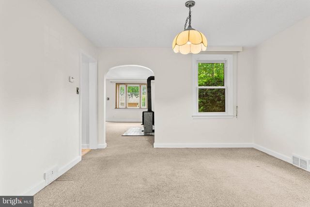 5025 SYLVIA RD, Drexel Hill, PA 19026