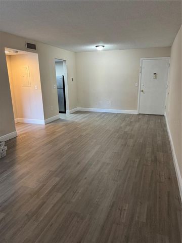 948 LAKE DESTINY ROAD C, Altamonte Springs, FL 32714