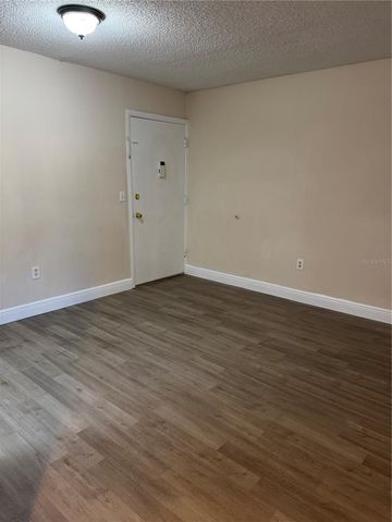 948 LAKE DESTINY ROAD C, Altamonte Springs, FL 32714