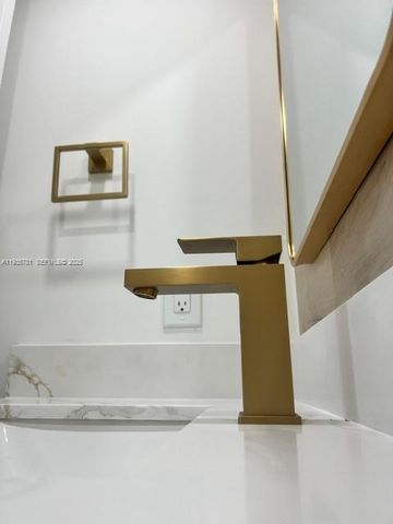 13255 SW 9th Ct 405G, Pembroke Pines, FL 33027