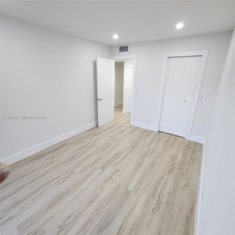 13255 SW 9th Ct 405G, Pembroke Pines, FL 33027