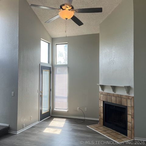6737 S Peoria Avenue B216, Tulsa, OK 74136