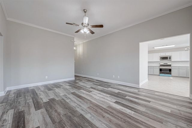 8714 Garrett Street, Needville, TX 77461