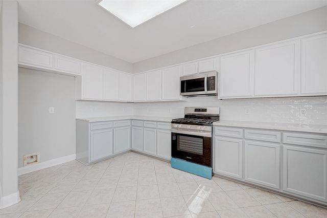 8714 Garrett Street, Needville, TX 77461