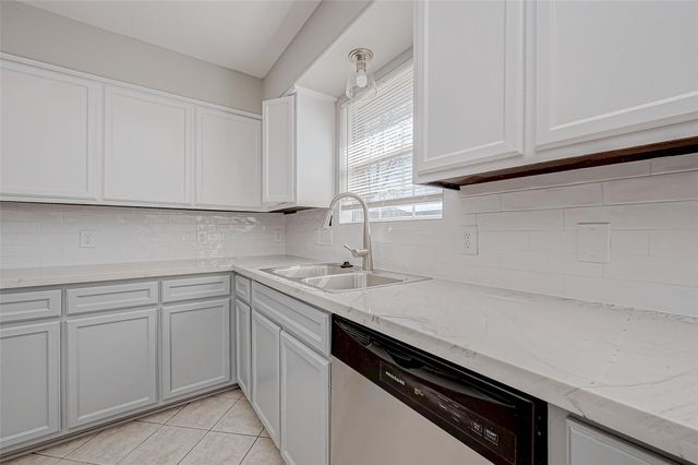 8714 Garrett Street, Needville, TX 77461