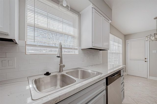 8714 Garrett Street, Needville, TX 77461