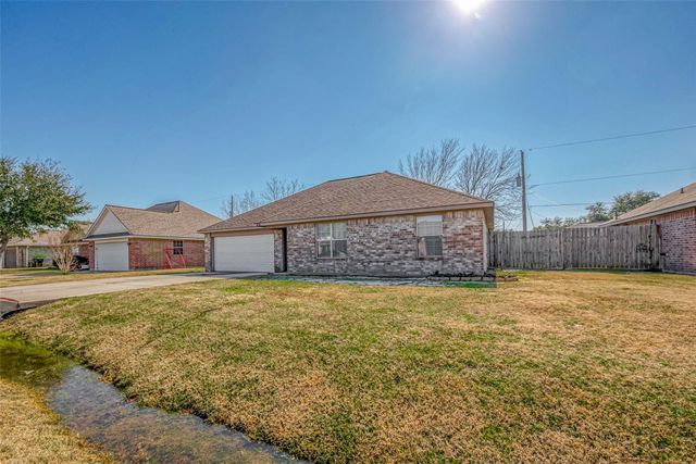 8714 Garrett Street, Needville, TX 77461