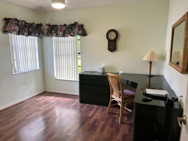 9632 SILLS Drive E 204, Boynton Beach, FL 33437