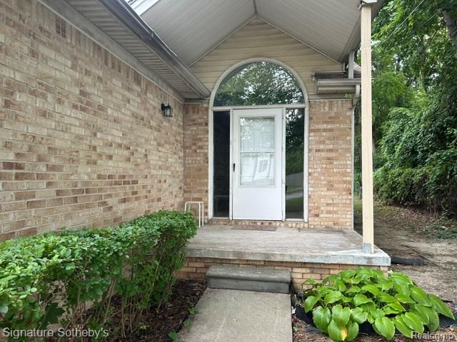 11686 Haller Street, Livonia, MI 48150