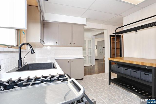 207 Grand Street, New Milford, NJ 07646