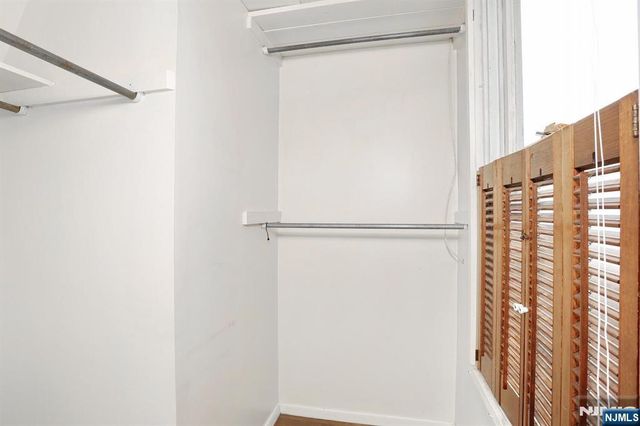 207 Grand Street, New Milford, NJ 07646