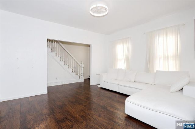 207 Grand Street, New Milford, NJ 07646