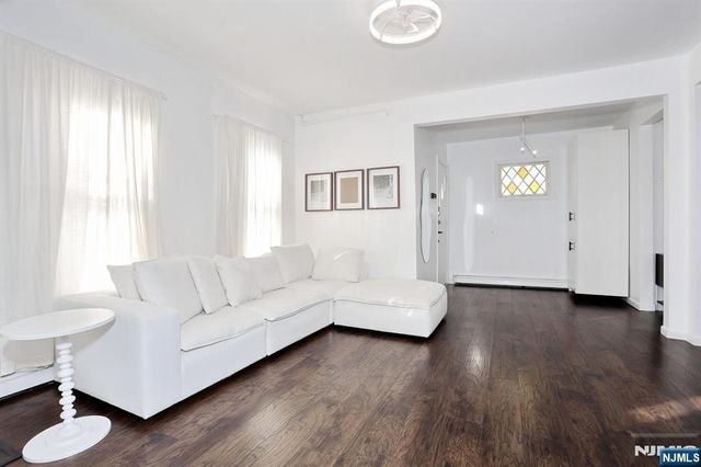 207 Grand Street, New Milford, NJ 07646