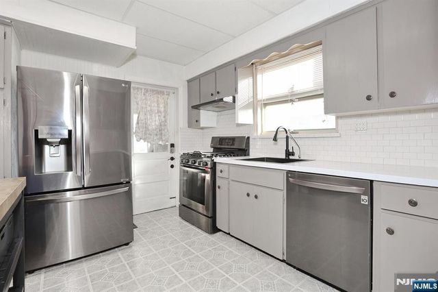 207 Grand Street, New Milford, NJ 07646