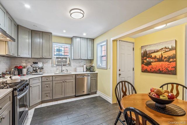 2943 143rd Street, Flushing, NY 11354