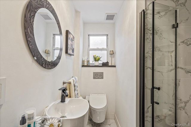 2943 143rd Street, Flushing, NY 11354