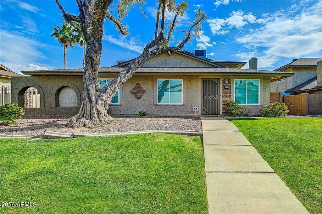 8545 E BELLEVIEW Street, Scottsdale, AZ 85257