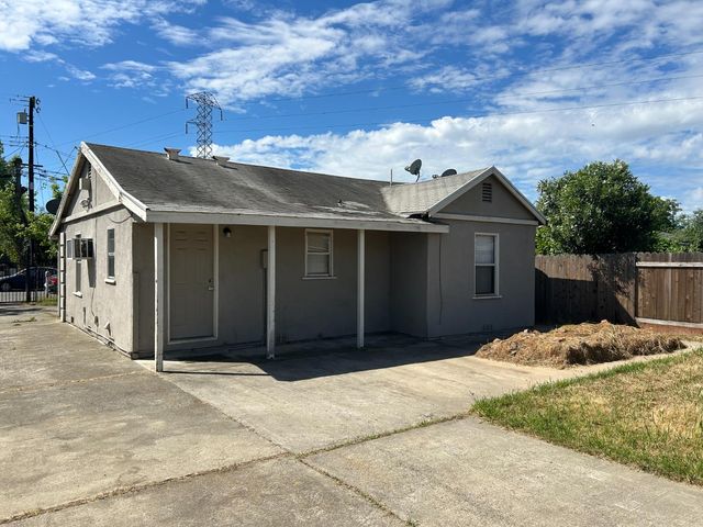 1621 Frienza Ave, Sacramento, CA 95815