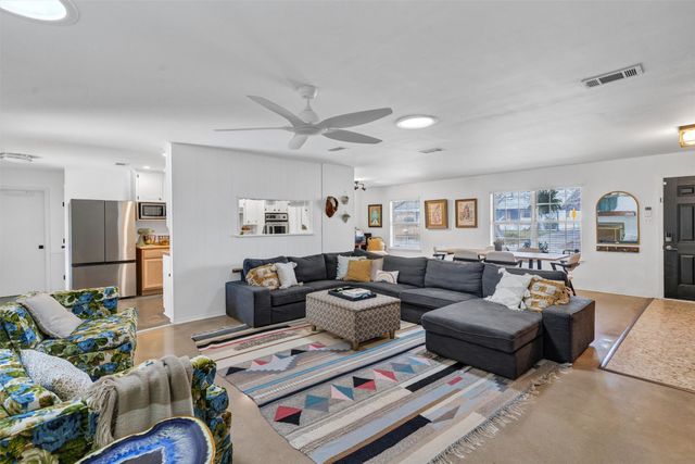 4025 Aragon Drive, Fort Worth, TX 76133