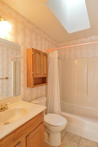 13 Venus Drive, Swansea, IL 62226