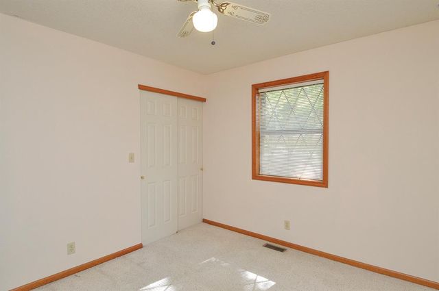13 Venus Drive, Swansea, IL 62226