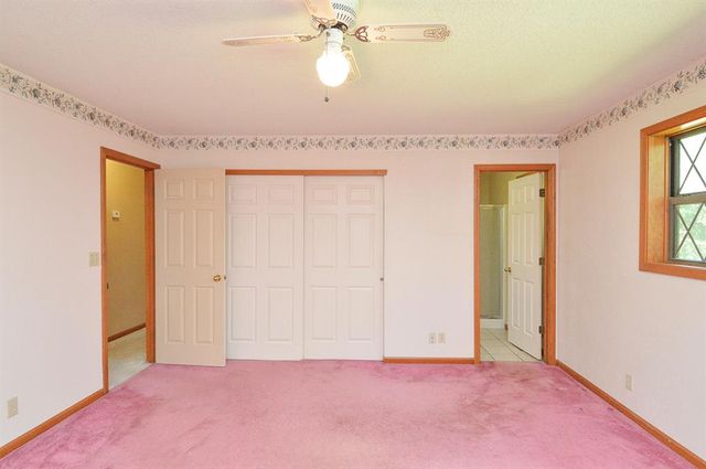 13 Venus Drive, Swansea, IL 62226