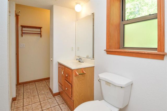 13 Venus Drive, Swansea, IL 62226