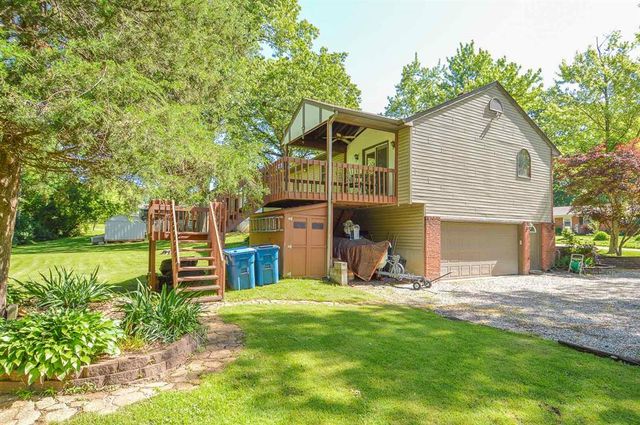 13 Venus Drive, Swansea, IL 62226