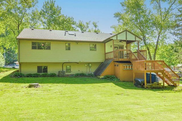 13 Venus Drive, Swansea, IL 62226