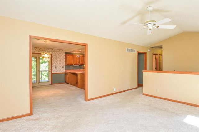13 Venus Drive, Swansea, IL 62226