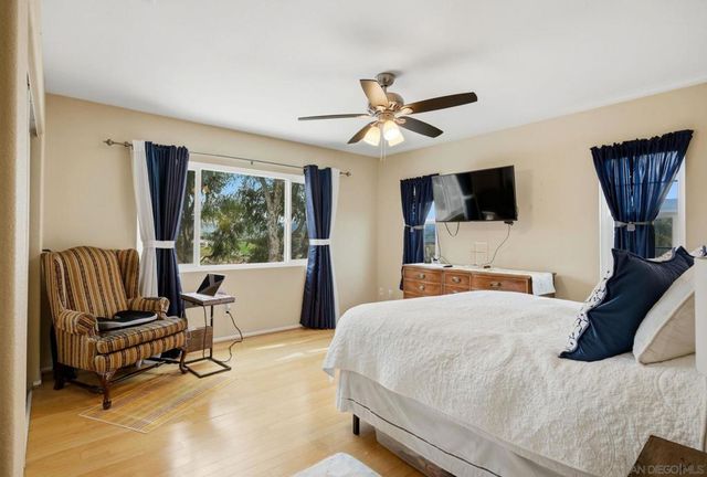 43084 Knightsbridge Way, Temecula, CA 92592