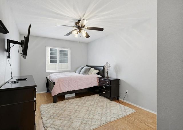 43084 Knightsbridge Way, Temecula, CA 92592