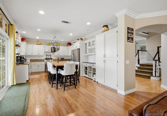 43084 Knightsbridge Way, Temecula, CA 92592