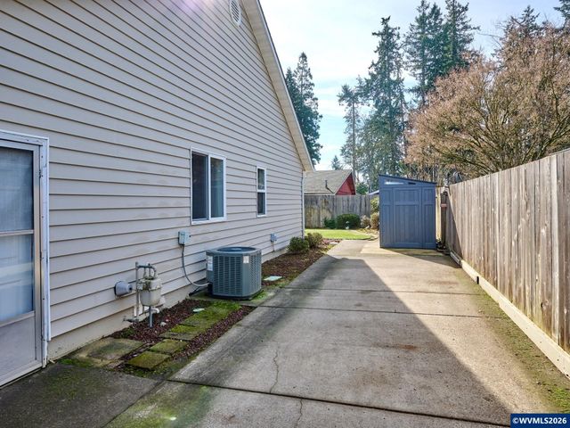 1120 Ridgepoint St, Keizer, OR 97303