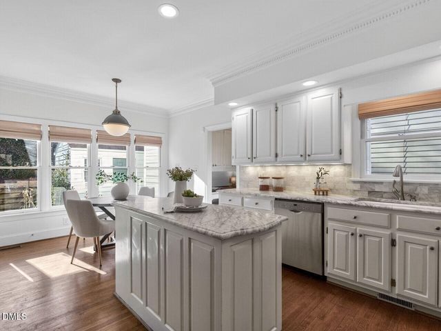 2210 Oxford Road, Raleigh, NC 27608