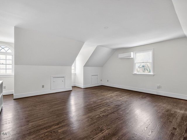 2210 Oxford Road, Raleigh, NC 27608