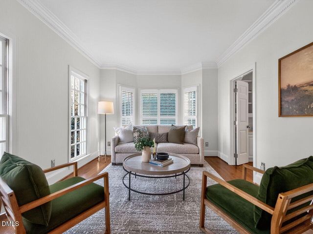 2210 Oxford Road, Raleigh, NC 27608