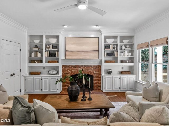 2210 Oxford Road, Raleigh, NC 27608