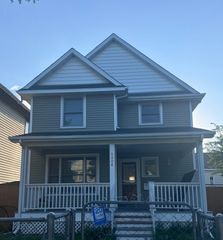 2806 15th Avenue S, Minneapolis, MN 55407