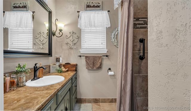 1602 Rosedale, Ardmore, OK 73401